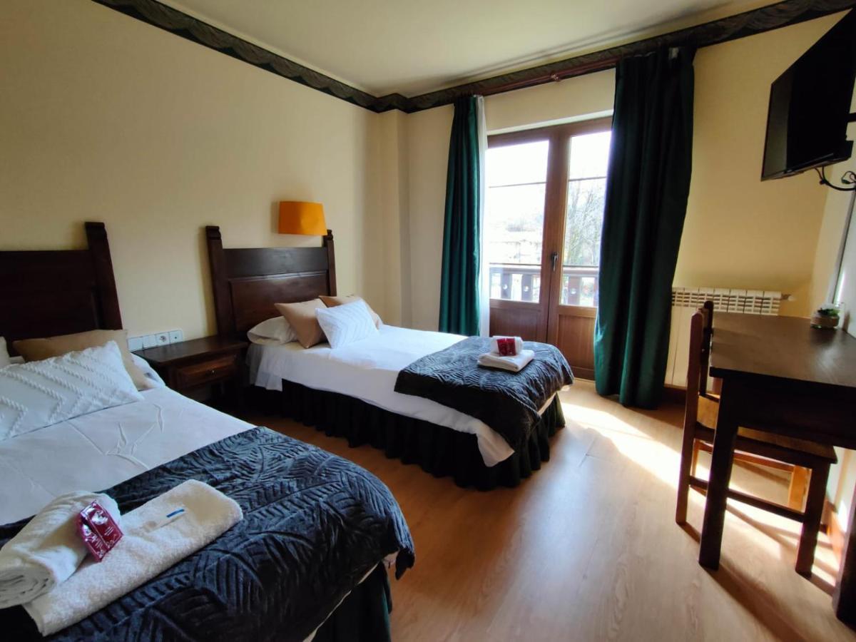 Hotel Cumbres De Valdeon Posada De Valdeon Chambre photo